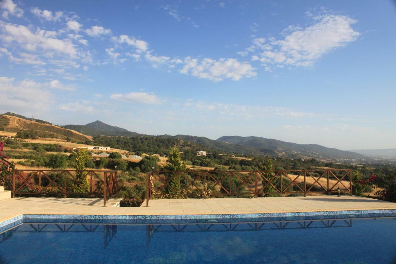 Martika Luxury Villa Agia Marina  Bagian luar foto