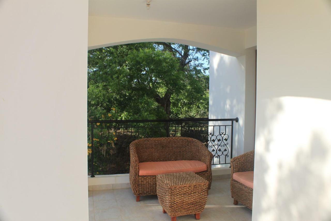 Martika Luxury Villa Agia Marina  Bagian luar foto